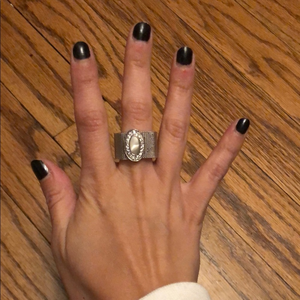 Elegant Silver Pearl Ring